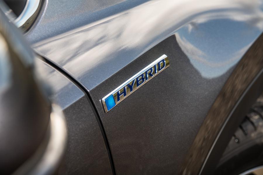 Детали экстерьера Honda CR-V Hybrid 2018 года  (UK) (фото 9 из 18)